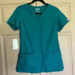 Cherokee Workwear Women’s Scrub Top